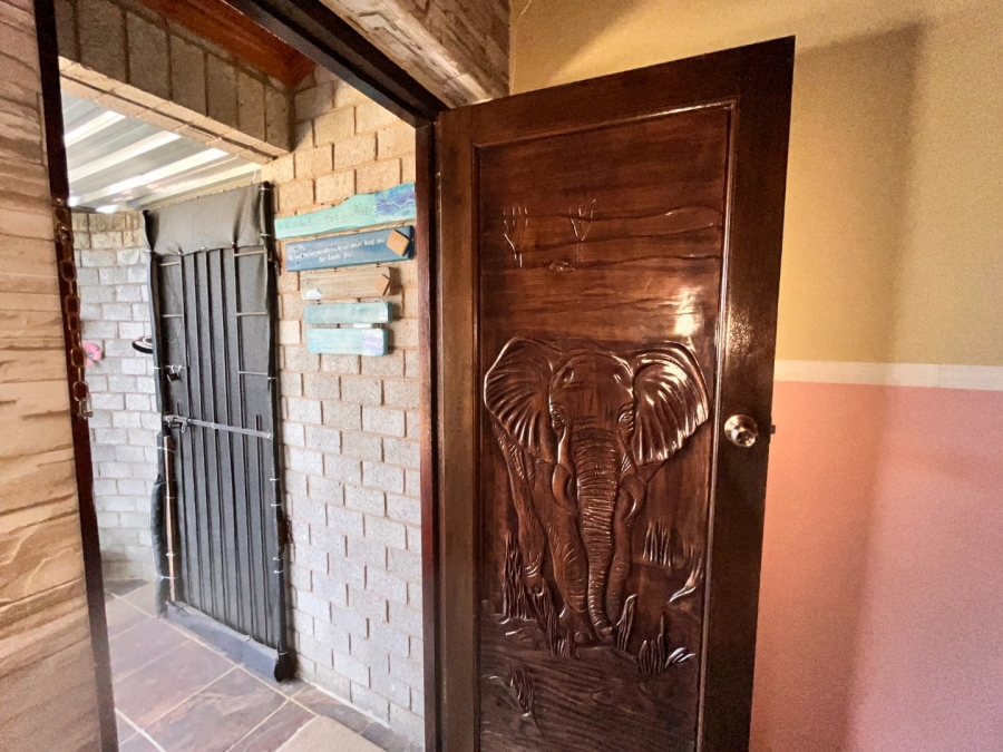 3 Bedroom Property for Sale in Noorsekloof Eastern Cape